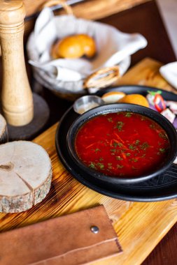 Restoran yemeği. Ukrayna borş