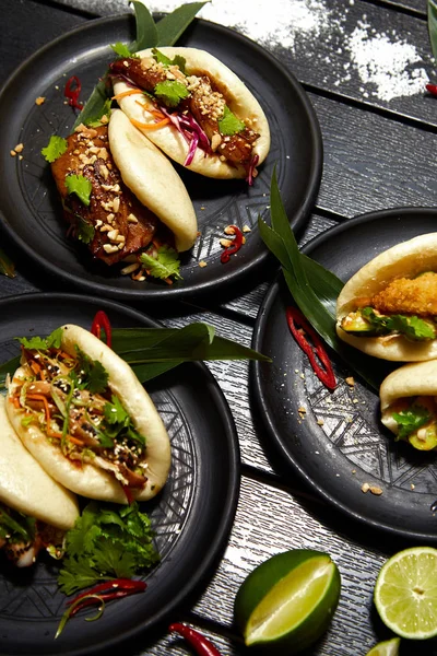 üç asya yemekleri seti