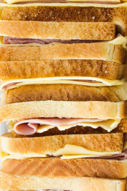 Jambon peynir sandviç yemek