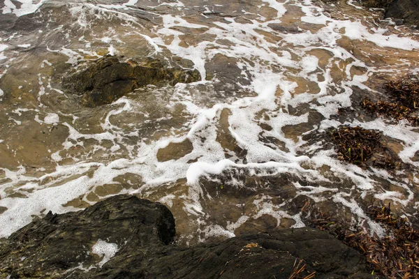 Mer Dans Les Rochers Dans Eau — Photo