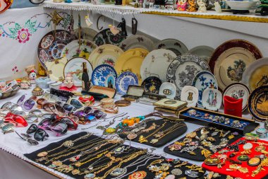 Vintage Nesneler İzole Beyaz