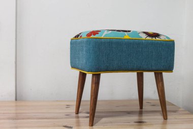 Renkli Vintage Mobilya Tasarımı