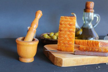 Zeytin Peynirli Ekmek Aperatif Koyu Gıda