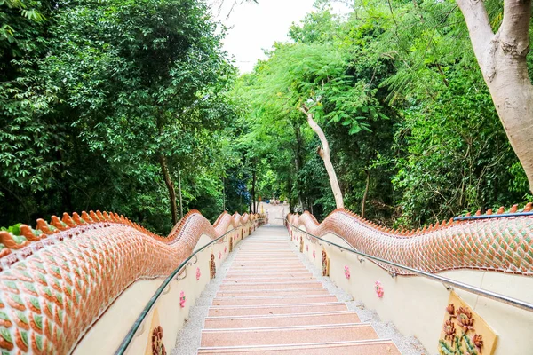 Naga Thai Art Escalier Béton Bas Colline Pied Montagne Dans — Photo