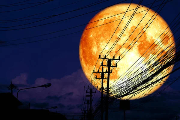 Super Full Blood Moon Back Silhouette Power Line Elements Image — стоковое фото