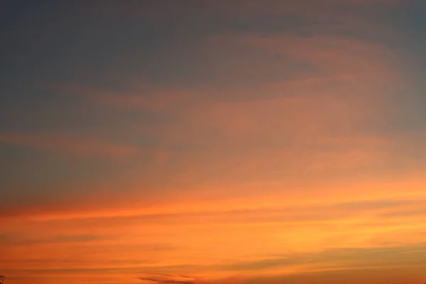 Naranja Rayo Nube Cielo Luz Del Sol Hora Puesta Del — Foto de Stock