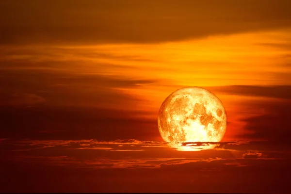 Sangre Luna Rojo Nube Rojo Naranja Cielo Rayo Alrededor Elementos — Foto de Stock