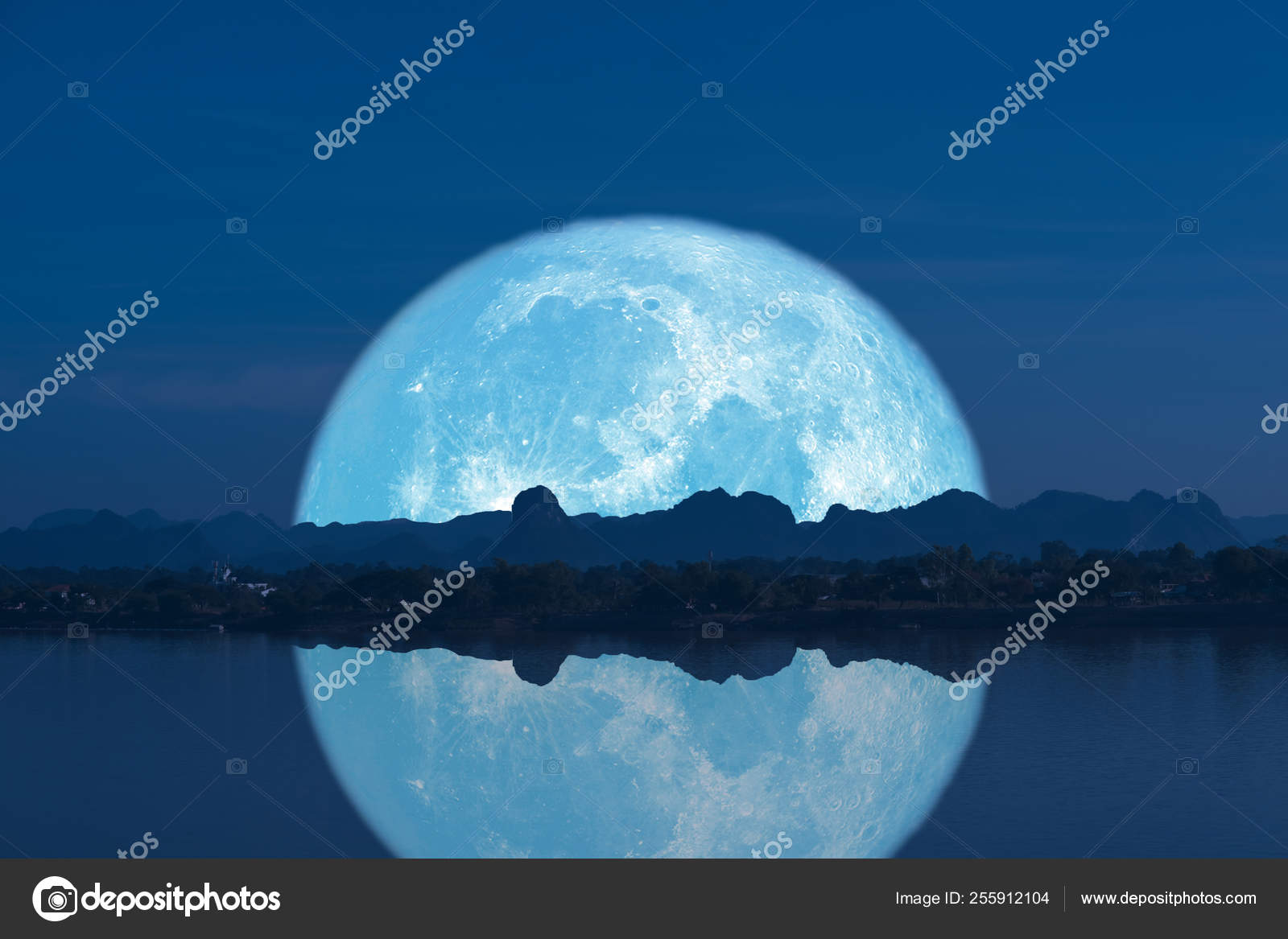 La luna se está poniendo sobre las montañas en la distancia foto – Imagen de  Luna gratuita en Unsplash, image size:1600x1167