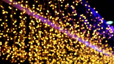 bulanıklık ve bokeh llight hattı iç gece yer için çatıya asmak