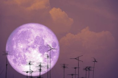 siluet atenna gece gökyüzü üzerinde aya geri tam sap