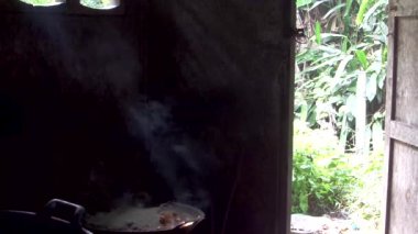 sokak köpeği pan eski mutfak yemek yiyecek