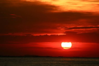 arka gün günbatımı kırmızı sarı gökyüzü üzerinde ufuk se