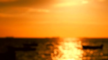 yansıması gün batımı geri turuncu ve ışık ve denizde bulut kırmızı renk