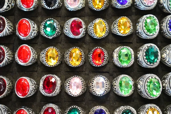 Various gem rings Placed in the product display box In order for customers to choose the ring that has the jewels of the day and the month of their birth