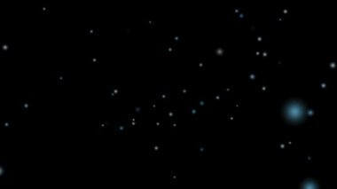 Kar ve buz yavaşça düşüyor ve siyah ekranda kayboluyor.