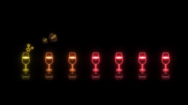 Renkli küçük şampanya kadehleri neon ışıklı elementler komik dans eden döngü yansıması ve gökkuşağı şarabı yiyen iki kelebek ve siyah ekranda hoş geldin mesajı.
