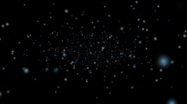 Derin kar ve buz tozu yavaşça düşüyor ve siyah ekranda kayboluyor.