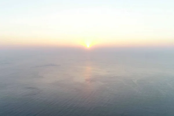Bellissimo filmato aereo del tramonto sul mare . — Foto Stock