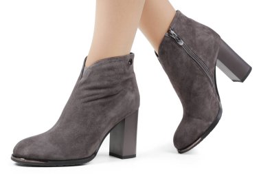 Beyaz arka plan üzerinde izole kadın ayakkabı