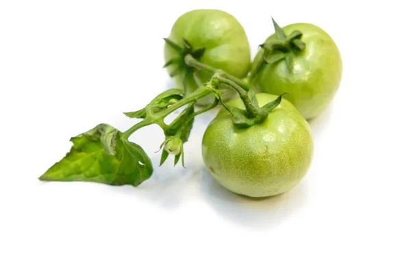 Tomates Orgánicos Naturales Verde Naranja Sobre Fondo Blanco Con Sombra — Foto de Stock