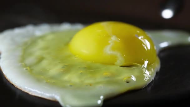Fried Eggs Pepper Green Onions — Stock Video