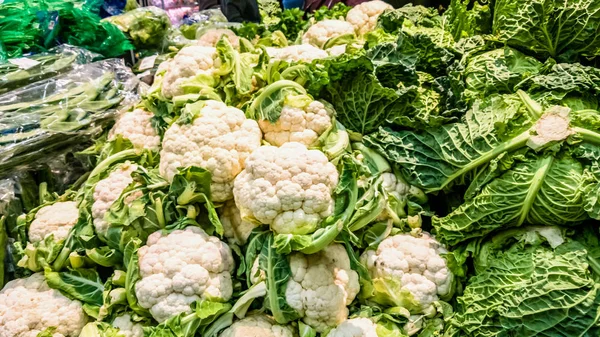 Blomkål Räknaren Stormarknad — Stockfoto