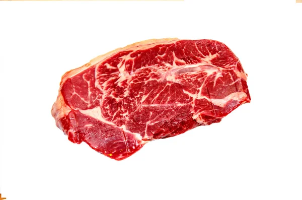 白色背景上的顶部刀片牛排大理石牛肉 — 图库照片