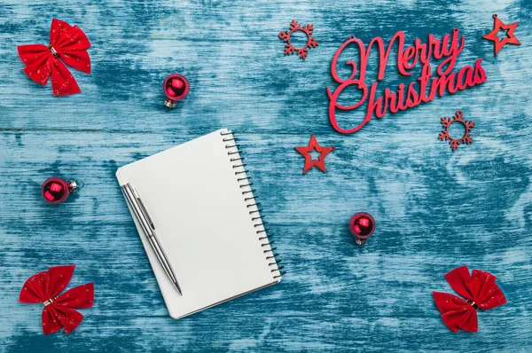 Tarjeta Navidad Vista Superior Cuaderno Bolígrafo Para Carta Santa Juguetes —  Fotos de Stock