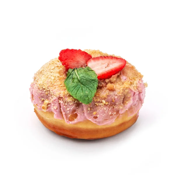 Donut Mit Rosa Sahne Mit Nüssen Und Erdbeeren Ansicht Aus — Stockfoto