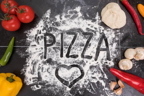 Ingredientes Para Pizza Champiñones Tomates Pimientos Masa Ajo Harina — Foto de Stock