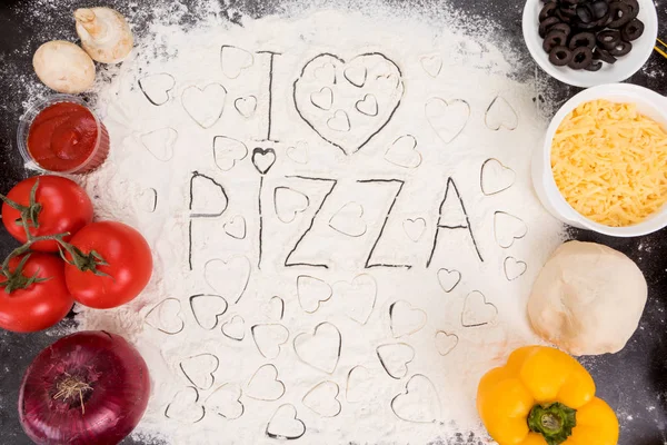 Ingredientes Para Pizza Queso Salami Champiñones Tomates Pimientos Aceitunas Aceite — Foto de Stock