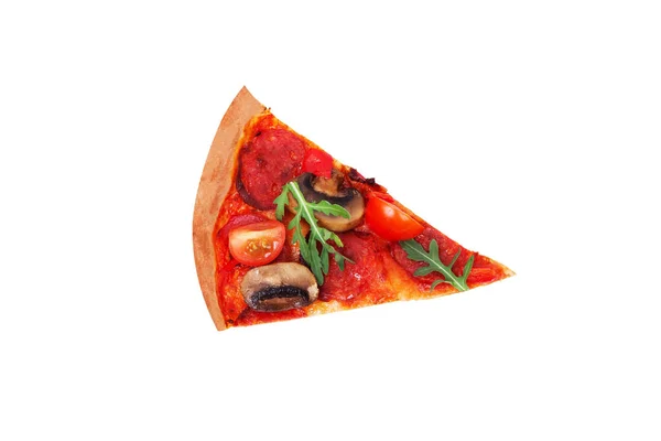 Кусок Горячей Пиццы Салями Ругулой Помидорами Черри Грибами Смесью Специй — стоковое фото