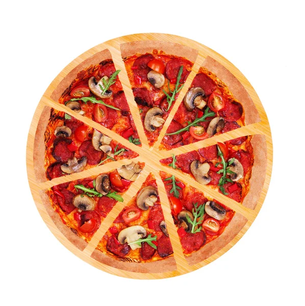 Pizza Plasterkach Pikantnym Salami Rukolą Pomidorami Wiśniowymi Grzybami Przyprawą Tekstową — Zdjęcie stockowe
