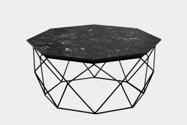 Kahve masası ve beyaz arka plan ve siyah arkaplan