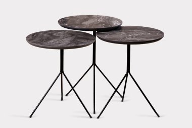 Kahve masası ve beyaz arka plan ve siyah arkaplan