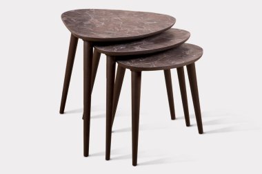 Kahve masası ve beyaz arka plan ve siyah arkaplan