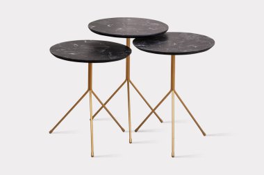 Kahve masası ve beyaz arka plan ve siyah arkaplan