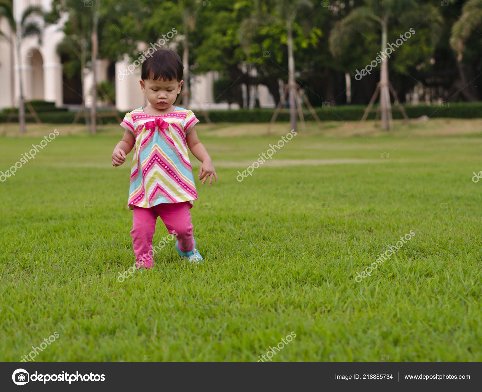 toddler learning to walk
