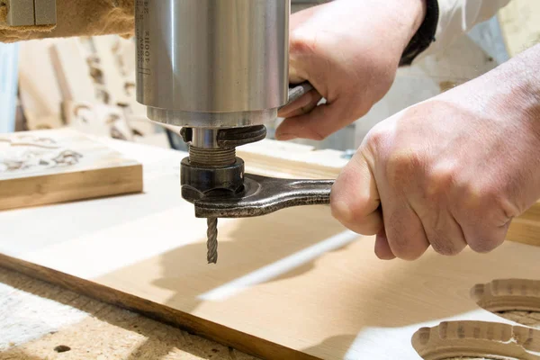 Yedek parçaların cnc makinesi