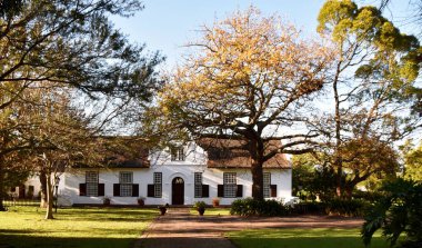 Güzel Cape Dutch Çiftlik Evi 'nin yakınında.