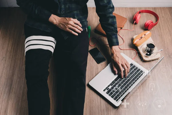 Hipster Man Working Laptop Computer Home Sitting Ground Floor View — Stock Photo, Image