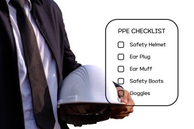 Tehlike tanımlama ve Risk değerlendirme kavramı (Emanet iş yerinde) - adam veya emniyet müfettişi ayakta tablet KKE kontrol listesi ile mühendislik.