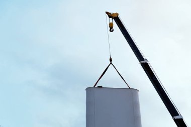 Bir kısmı yükleme bina için kaldırma.