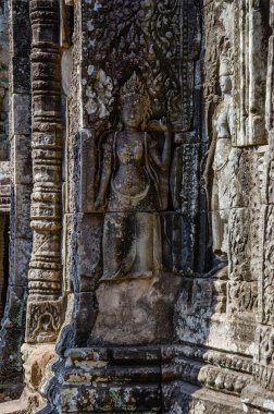 Angkor Thom 'daki Bayon Tapınağı' nın Apsara Heykeli Siem Reap Eyaleti Kamboçya 'daki Khmer İmparatorluğu' nun Mirası 'dır..