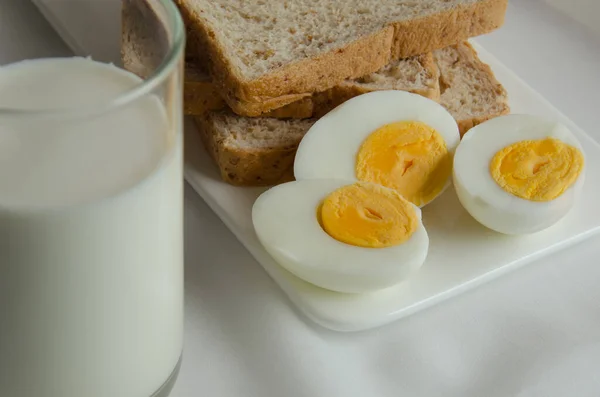 Whole Wheat Bread Boiled Egg Milk Breakfast — Stock Photo, Image