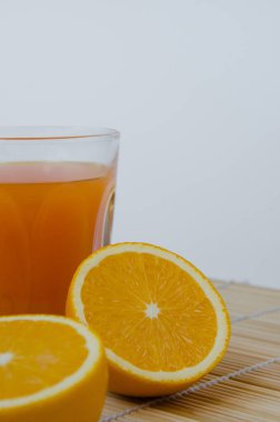 Organik Portakal ve Portakal Suyu.