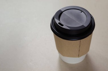 Kağıt Kahve Bardağı Yumuşak Odaklı Sıcak Tonda.