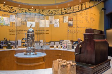 Torino, İtalya - 2 Aralık 2018: Lavazza Müzesi - iç VI