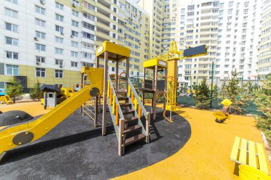 şehrin modern Çocuk Bahçesi. açık hava oyunları