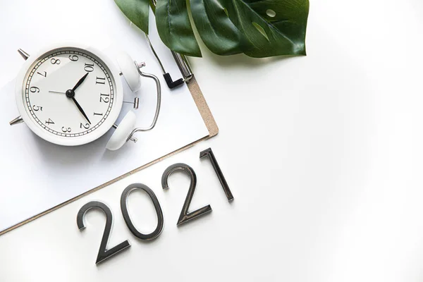2021 nouvel an objectif, plan, action. accessoires de bureau. Motivation des entreprises, idées de concepts d'inspiration — Photo